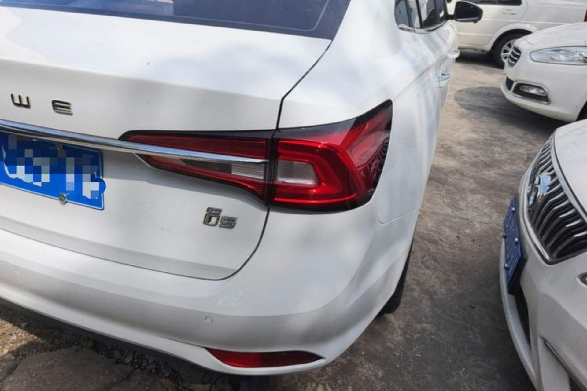 Used Roewe i5 2019 1.5L Automatic 4G Connected Langhao Edition Right Rear Taillight