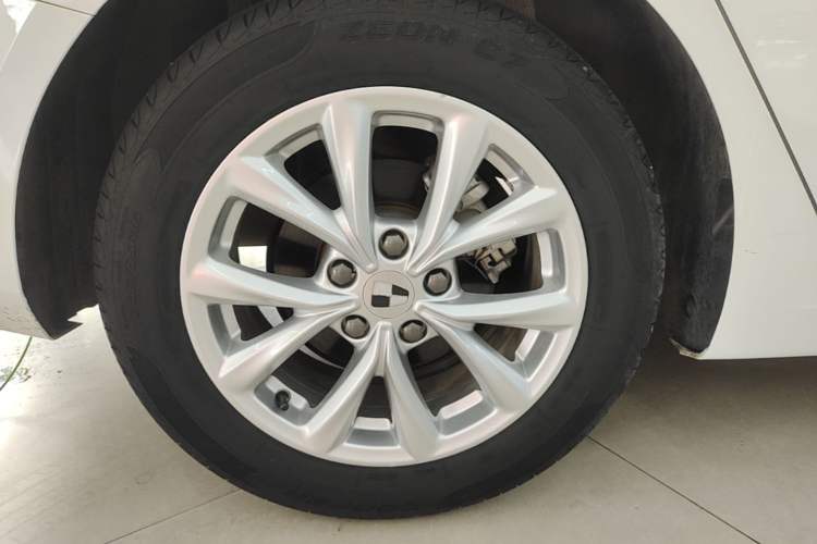 Used Roewe i5 2019 1.5L Automatic 4G Connected Langyue Edition Right Rear Wheel Hub