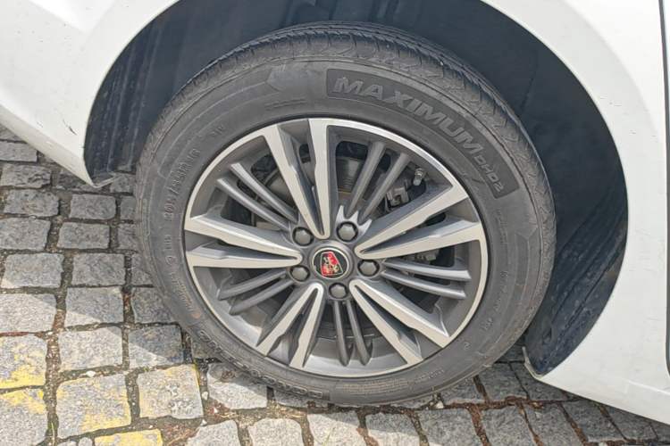 Used Roewe i5 2019 1.5L Automatic 4G Connected Langhao Edition Right Rear Wheel Hub