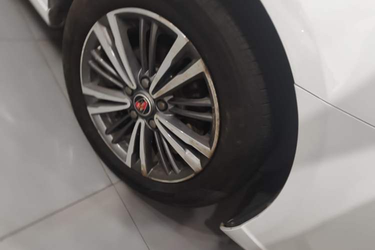 Used Roewe i5 2019 1.5L Automatic 4G Connected Langhao Edition Right Rear Wheel Hub