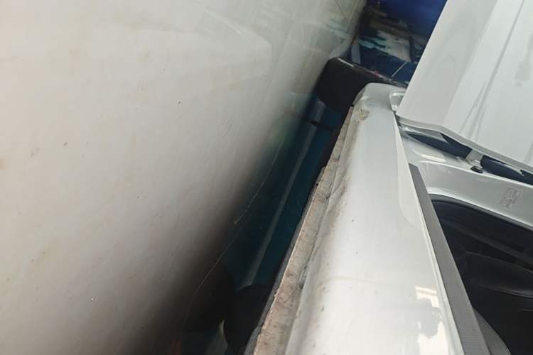 Used Roewe i5 2019 1.5L Automatic 4G Connected Langhao Edition Right Side Sill