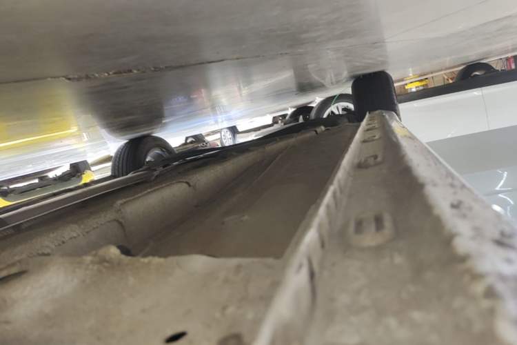 Used Roewe i5 2019 1.5L Automatic 4G Connected Langyue Edition Right Side Sill