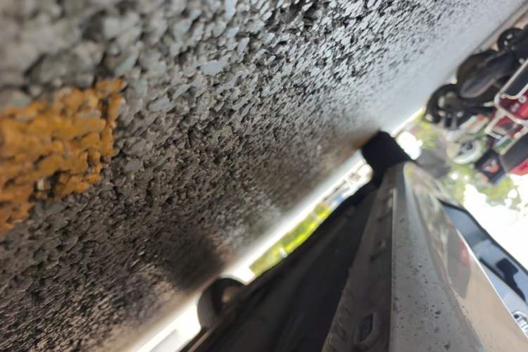 Used Roewe i5 2019 1.5L Automatic 4G Connected Langhao Edition Right Side Sill