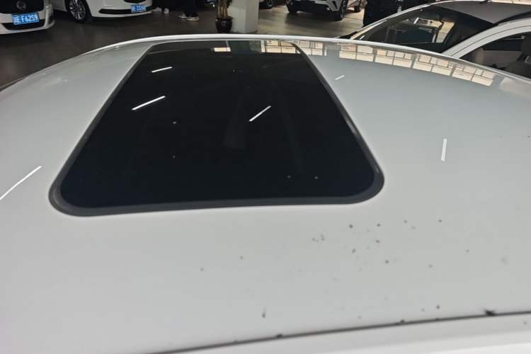 Used Roewe i5 2019 1.5L Manual 4G Connectable Langhao Edition Roof