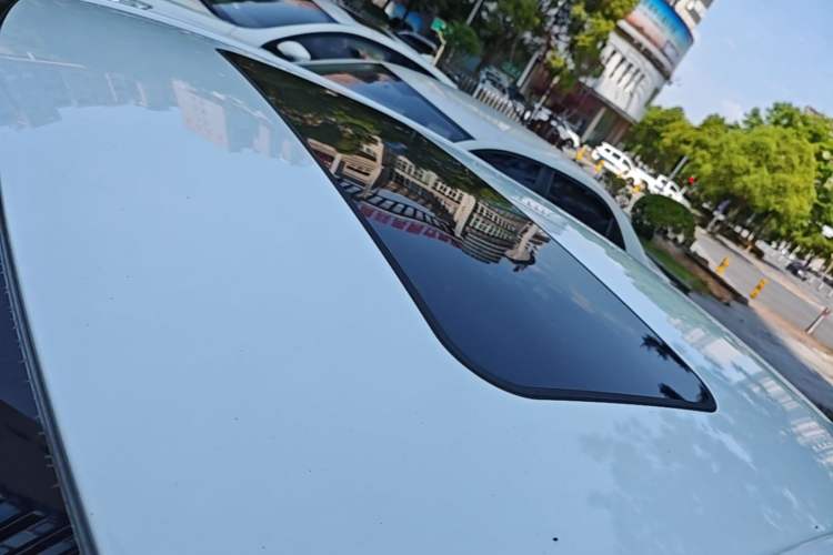 Used Roewe i5 2019 1.5L Automatic 4G Connected Langhao Edition Roof