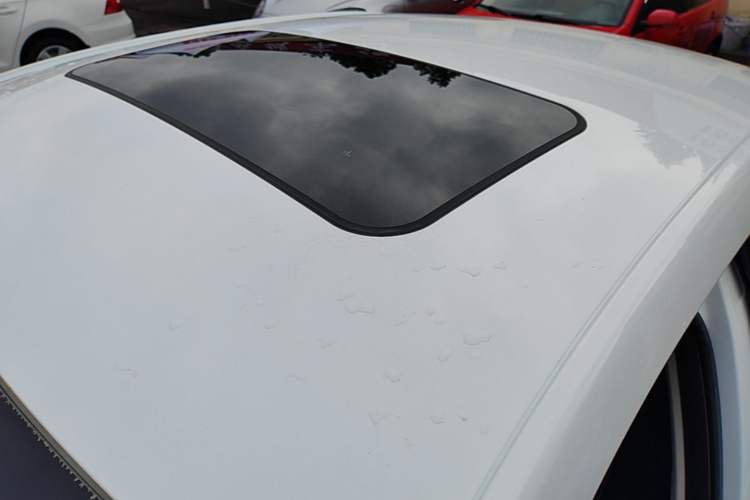 Used Roewe i5 2019 1.5L Automatic 4G Connected Linghao Edition Roof