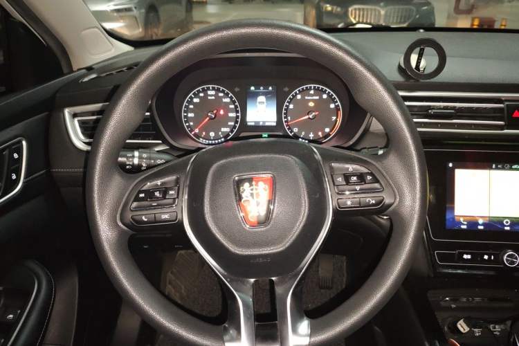 Used Roewe i5 2019 1.5L Automatic 4G Connected Langyue Edition Steering Wheel