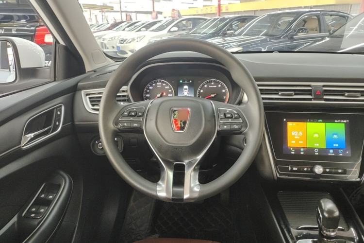 Used Roewe i5 2019 1.5L Automatic 4G Connected Langyue Edition Steering Wheel