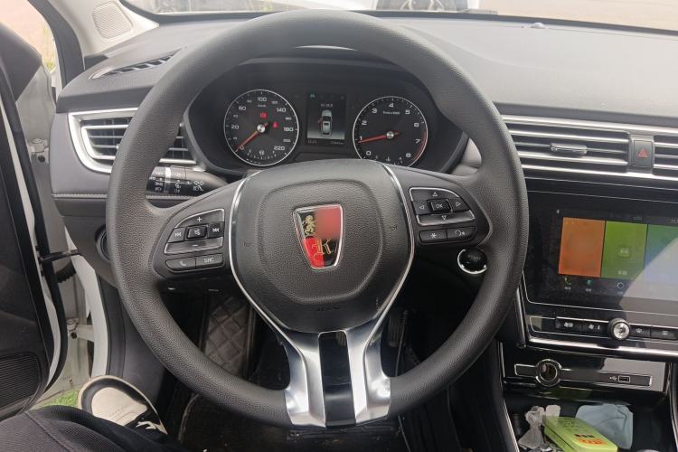 Used Roewe i5 2019 1.5L Manual 4G Connectable Langhao Edition Steering Wheel