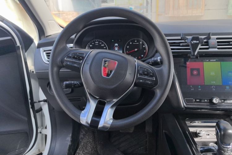 Used Roewe i5 2019 1.5L Automatic 4G Connected Langhao Edition Steering Wheel