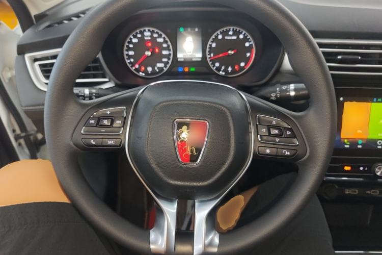 Used Roewe i5 2019 1.5L Manual 4G Connected Langyue Edition Steering Wheel