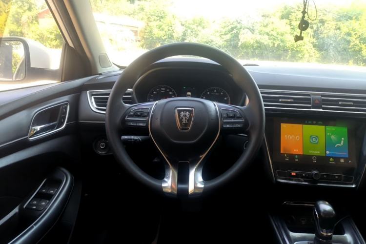 Used Roewe i5 2019 1.5L Automatic 4G Connected Langhao Edition Steering Wheel