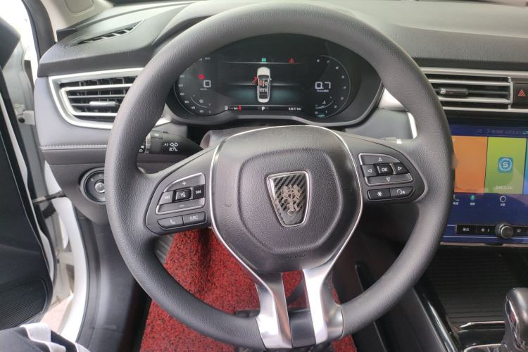 Used Roewe i5 2019 20T Automatic 4G Connect Luxury Flagship Edition Steering Wheel