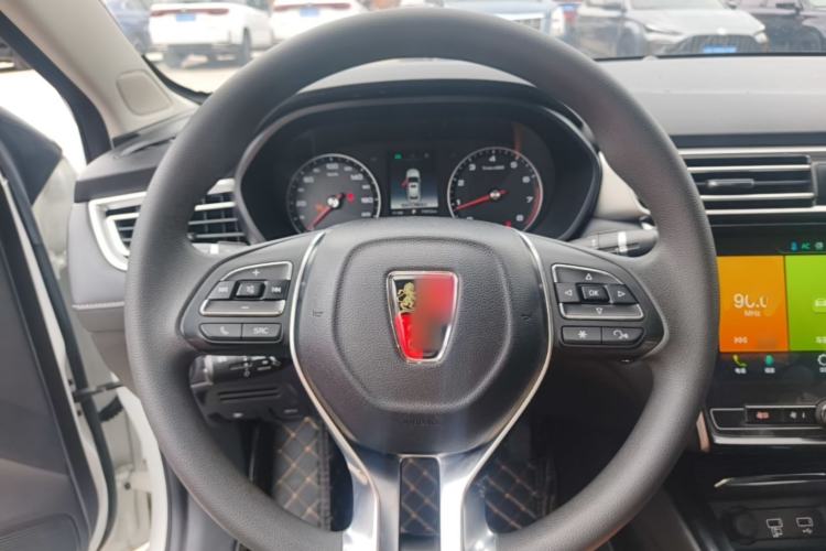 Used Roewe i5 2019 1.5L Automatic 4G Connected Linghao Flagship Edition Steering Wheel