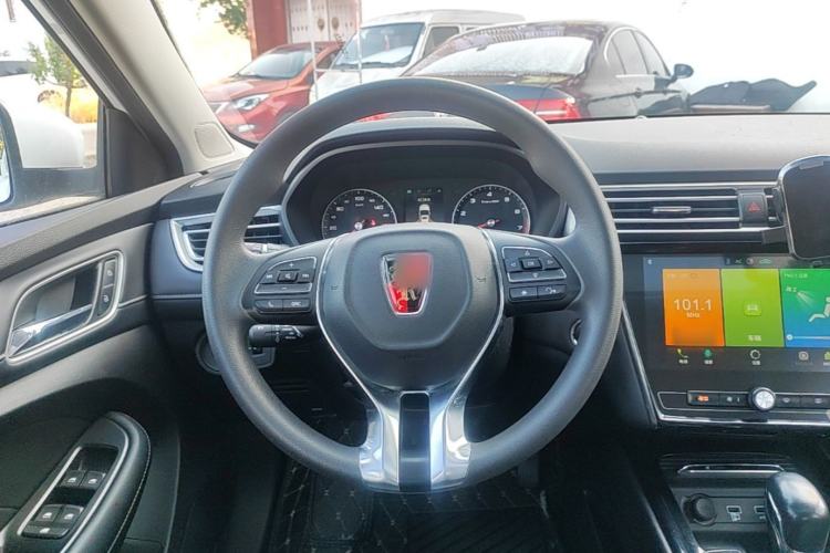 Used Roewe i5 2019 1.5L Automatic 4G Connected Langhao Edition Steering Wheel