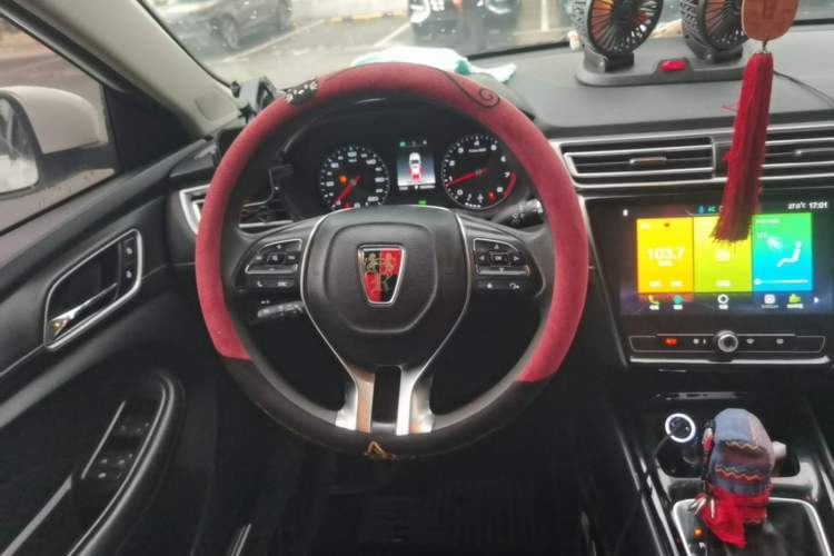 Used Roewe i5 2019 1.5L Automatic 4G Connected Langhao Edition Steering Wheel