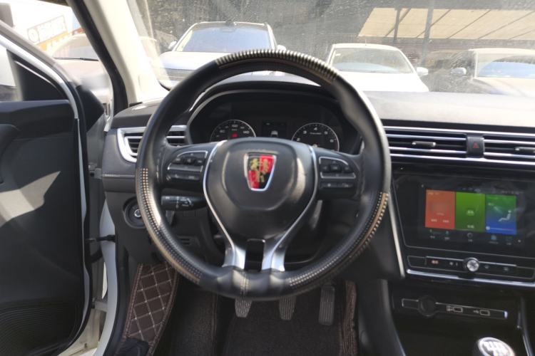 Used Roewe i5 2019 1.5L Manual 4G Connect Leehao Flagship Edition Steering Wheel