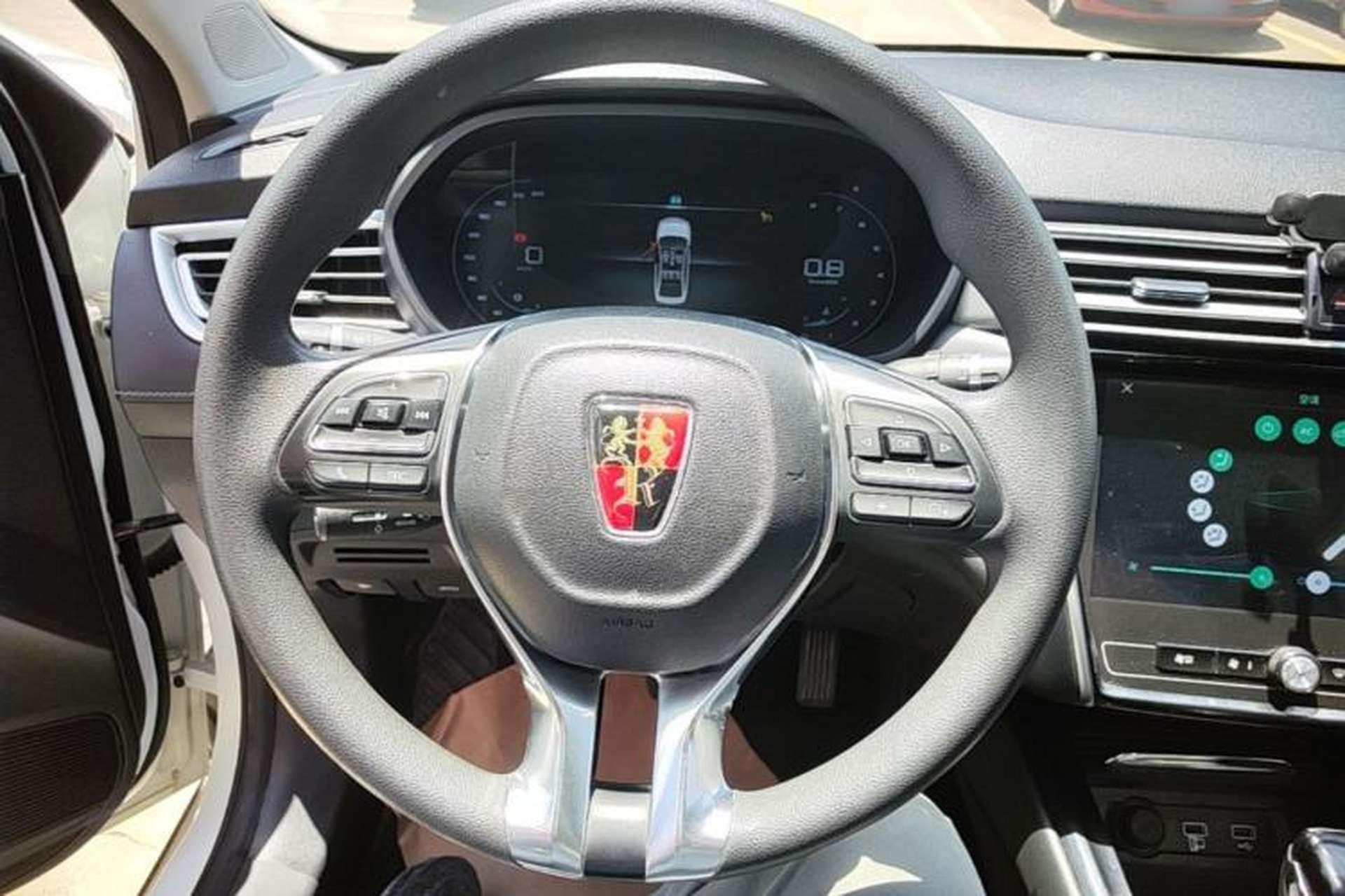 Used Roewe i5 2019 1.5L Automatic 4G Connected Linghao Flagship Edition Steering Wheel