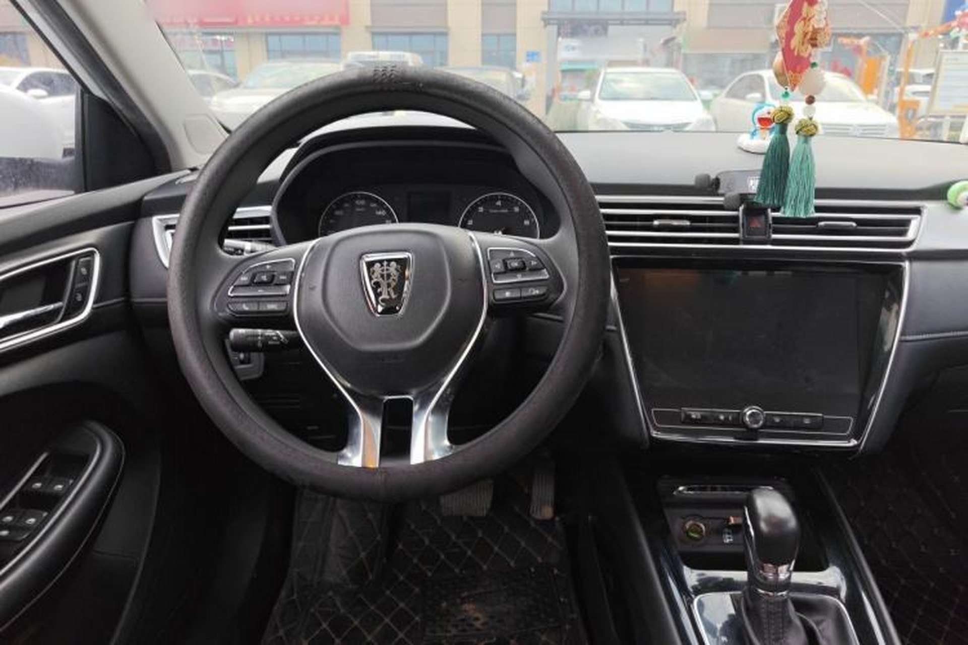 Used Roewe i5 2019 1.5L Automatic 4G Connected Linghao Flagship Edition Steering Wheel