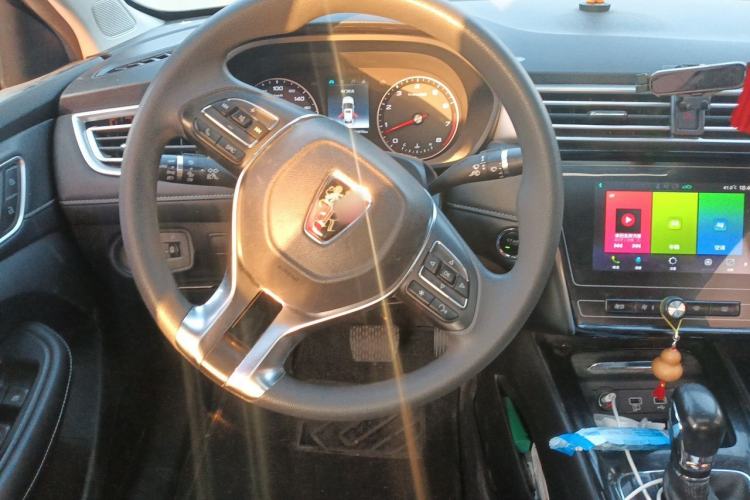 Used Roewe i5 2019 1.5L Automatic 4G Connected Langyue Edition Steering Wheel