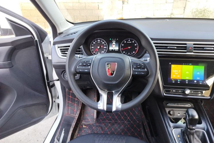 Used Roewe i5 2019 1.5L Automatic 4G Connected Langyue Edition Steering Wheel