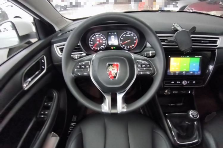 Used Roewe i5 2019 1.5L Manual 4G Connectable Langhao Edition Steering Wheel