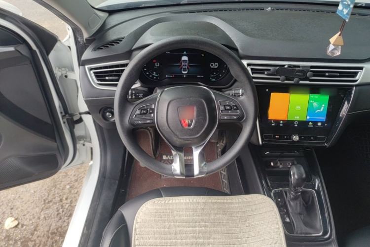 Used Roewe i5 2019 1.5L Automatic 4G Connected Langhao Edition Steering Wheel
