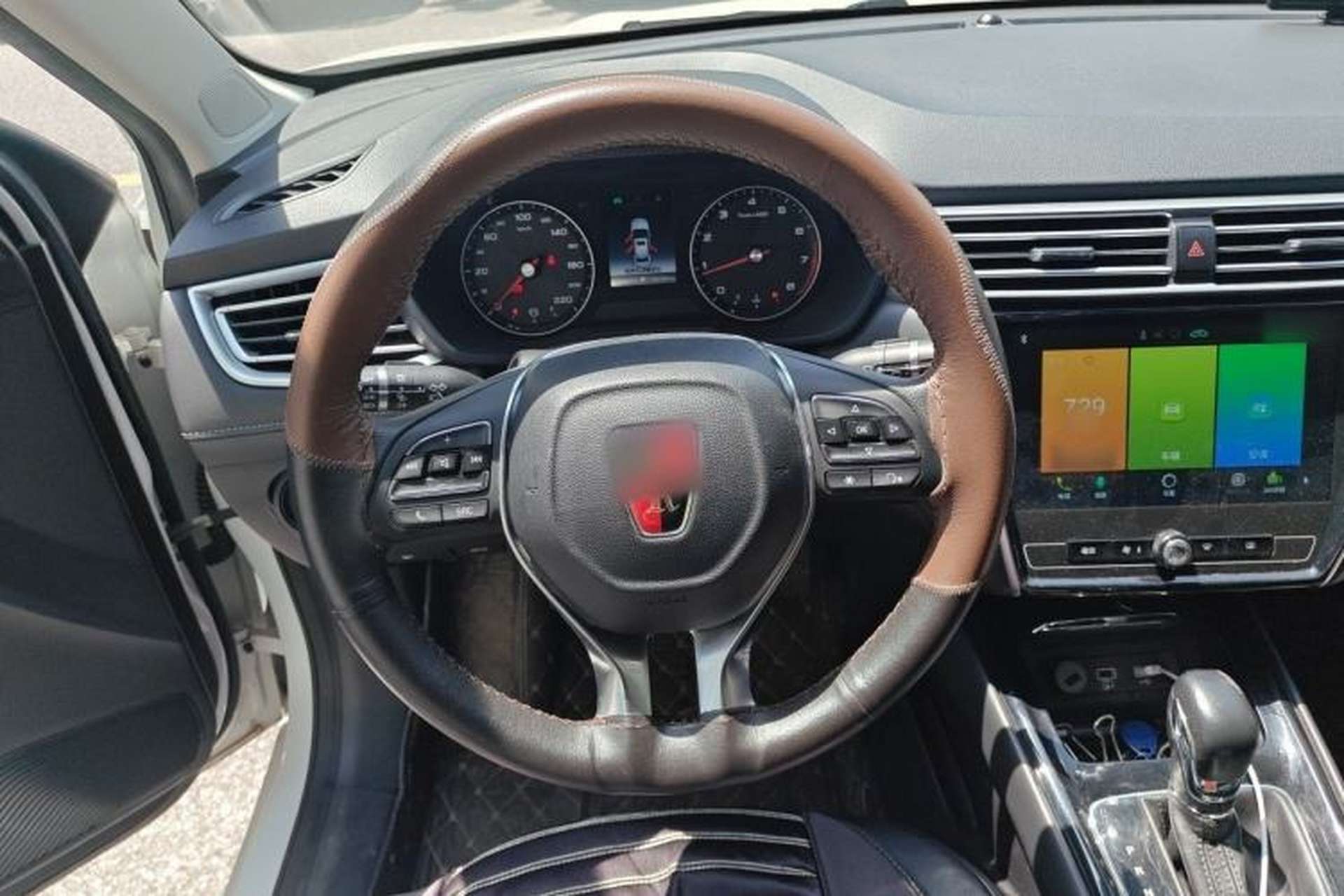 Used Roewe i5 2019 1.5L Automatic 4G Connected Langhao Edition Steering Wheel
