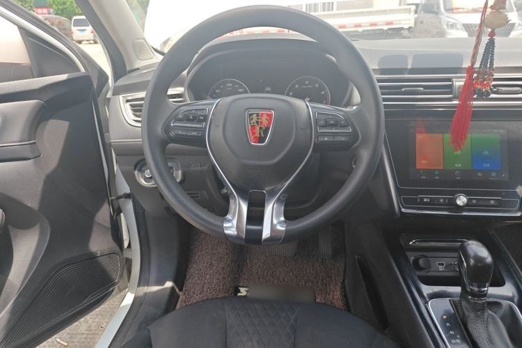 Used Roewe i5 2019 1.5L Automatic 4G Connected Langyue Edition Steering Wheel