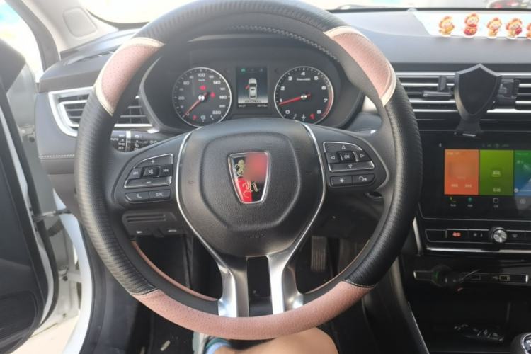 Used Roewe i5 2019 1.5L Manual 4G Connected Langyue Edition Steering Wheel