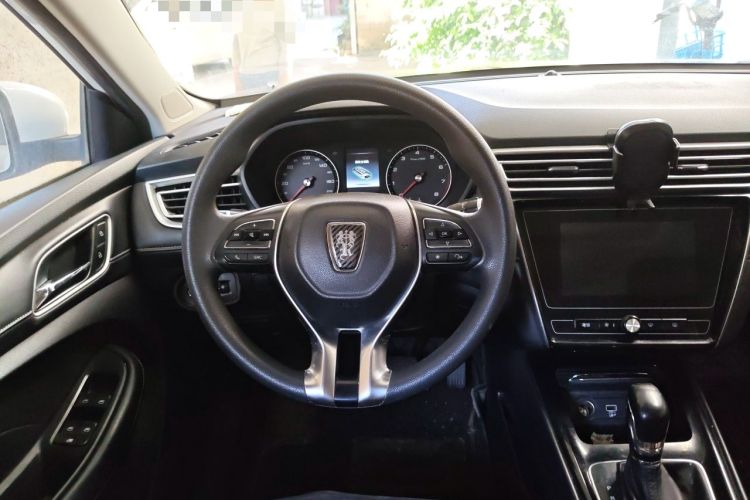 Used Roewe i5 2019 1.5L Automatic 4G Connected Langyue Edition Steering Wheel