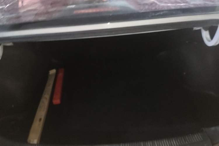 Used Roewe i5 2019 1.5L Automatic 4G Connected Linghao Edition Trunk