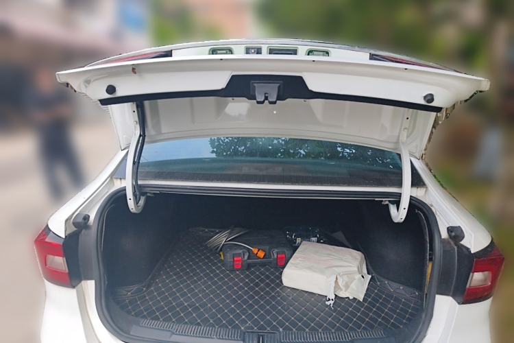 Used Roewe i5 2019 1.5L Automatic 4G Connected Langhao Edition Trunk