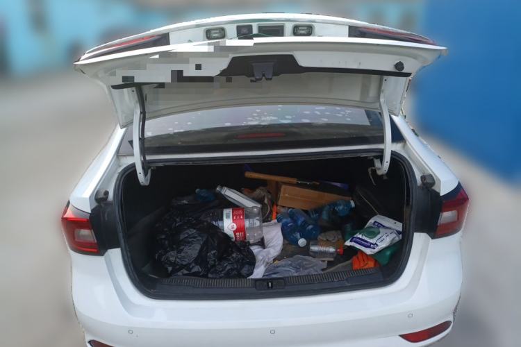 Used Roewe i5 2019 1.5L Manual 4G Connected Langyue Edition Trunk