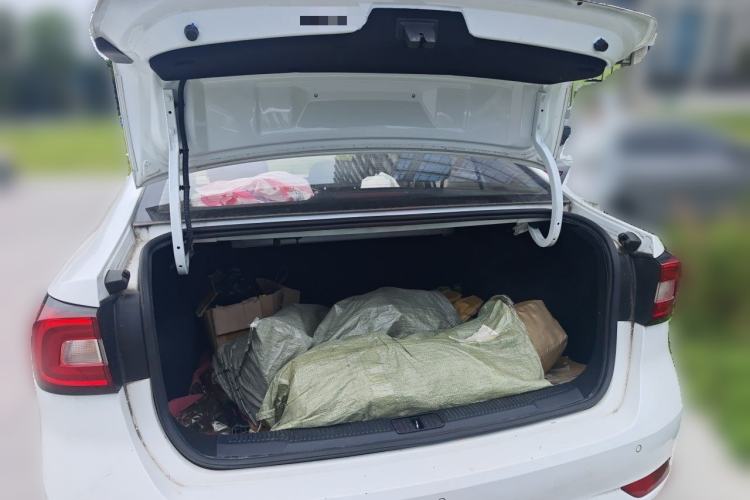Used Roewe i5 2019 1.5L Automatic 4G Connected Langhao Edition Trunk