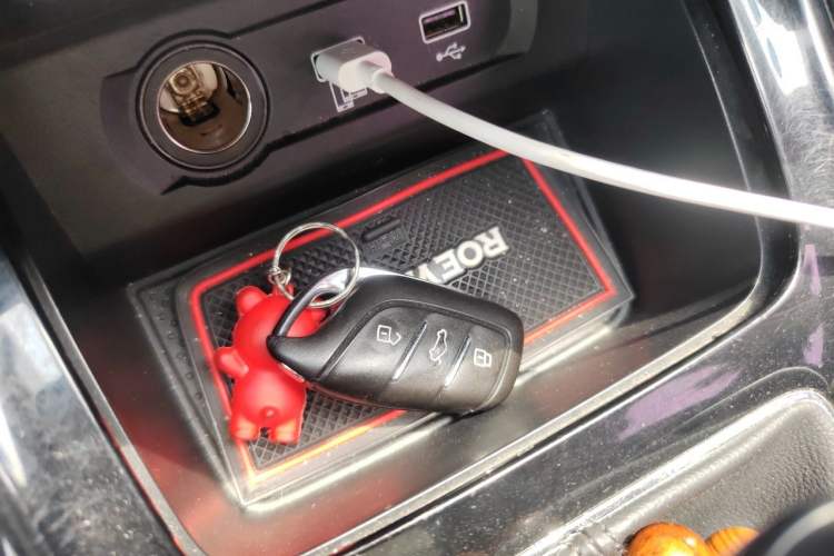 Used Roewe i5 2019 1.5L Automatic 4G Connected Linghao Edition Vehicle Key
