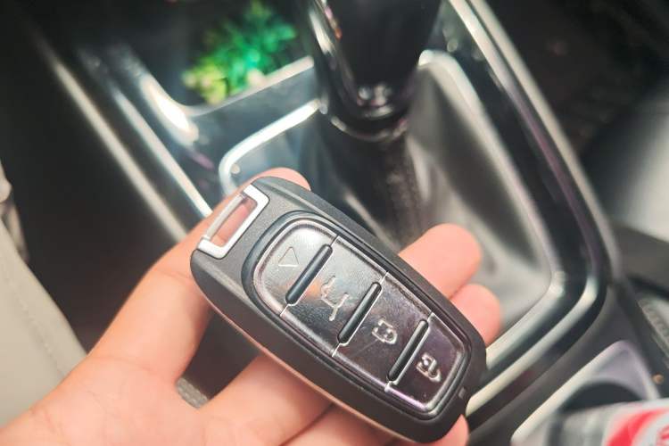 Used Roewe i5 2019 1.5L Automatic 4G Connected Langyue Edition Vehicle Key