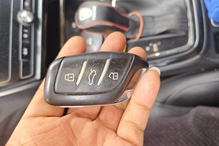 Used Roewe i5 2019 1.5L Automatic 4G Connected Langyue Edition Vehicle Key