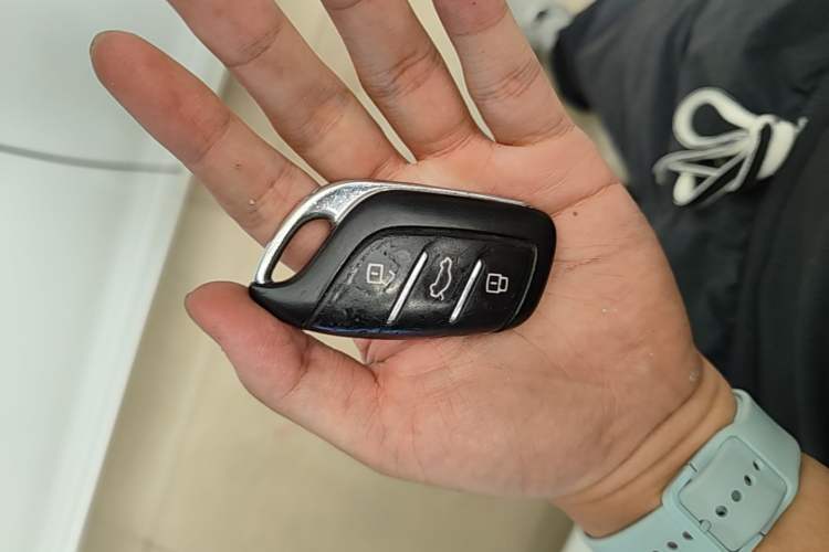 Used Roewe i5 2019 1.5L Automatic 4G Connected Langhao Edition Vehicle Key