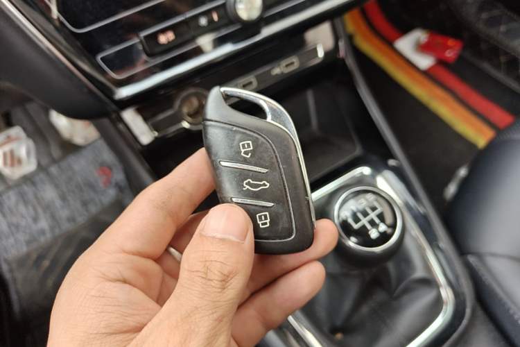 Used Roewe i5 2019 1.5L Manual 4G Connect Leehao Flagship Edition Vehicle Key