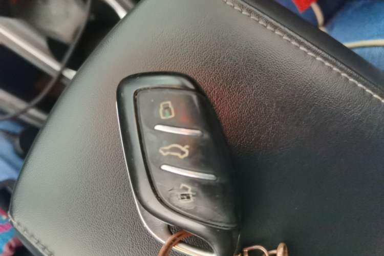 Used Roewe i5 2019 1.5L Automatic 4G Connected Langhao Edition Vehicle Key