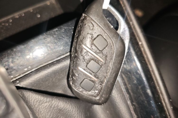 Used Roewe i5 2019 20T Automatic 4G Connected Supercharged Flagship Edition Vehicle Key