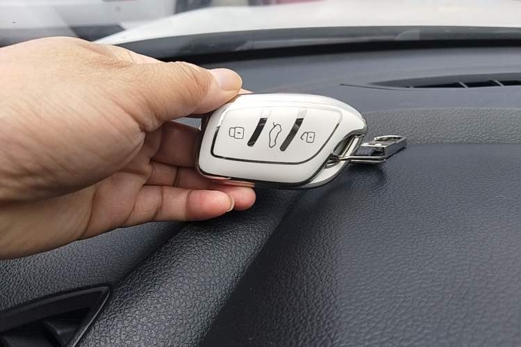 Used Roewe i5 2019 1.5L Manual 4G Connectable Langhao Edition Vehicle Key