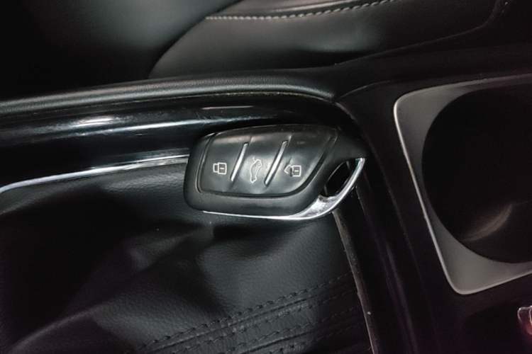Used Roewe i5 2019 1.5L Automatic 4G Connected Langhao Edition Vehicle Key