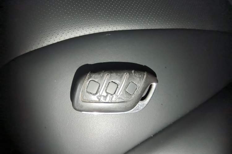 Used Roewe i5 2019 1.5L Manual 4G Connectable Langhao Edition Vehicle Key