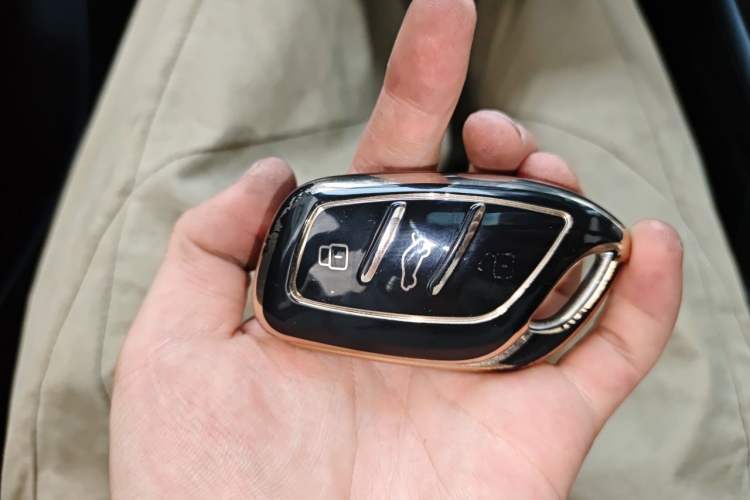 Used Roewe i5 2019 1.5L Manual 4G Connect Leehao Flagship Edition Vehicle Key