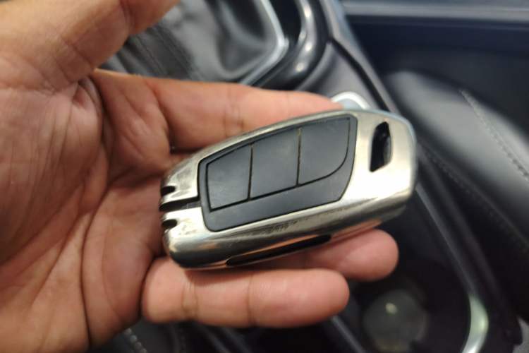 Used Roewe i5 2019 1.5L Automatic 4G Connected Langhao Edition Vehicle Key