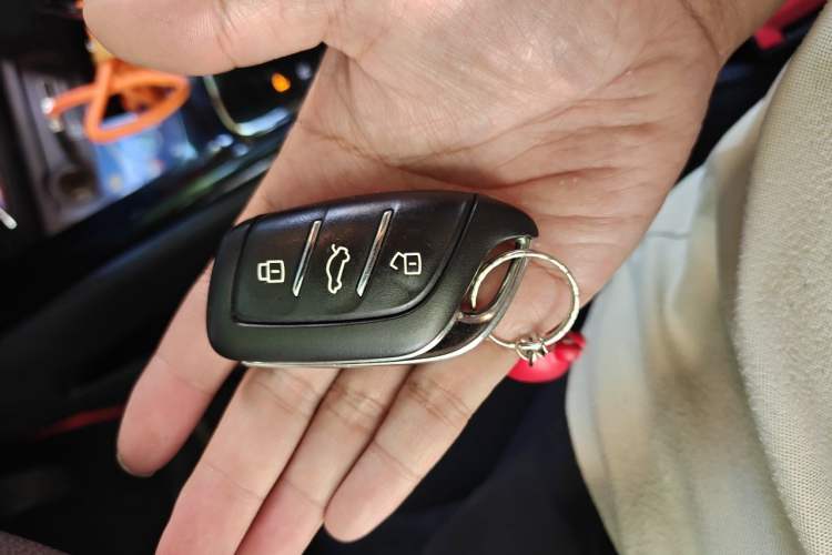 Used Roewe i5 2019 1.5L Automatic 4G Connected Linghao Edition Vehicle Key