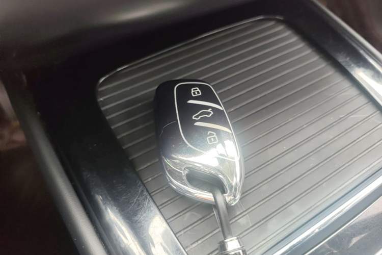Used Roewe i5 2019 1.5L Automatic 4G Connected Langyue Edition Vehicle Key