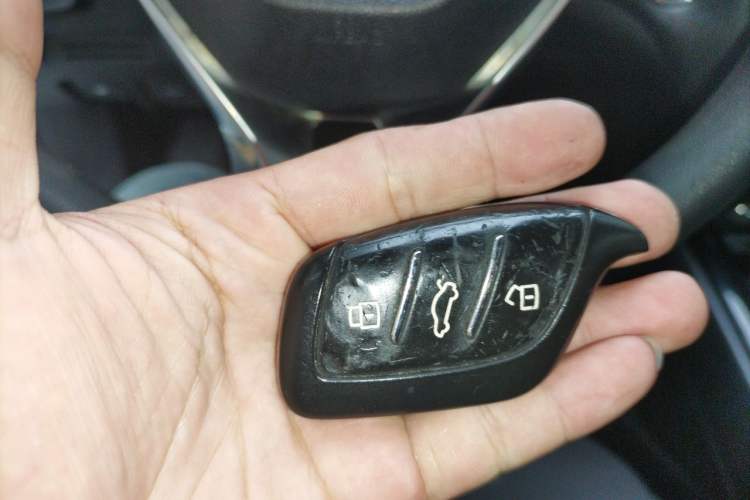 Used Roewe i5 2019 1.5L Automatic 4G Connected Linghao Edition Vehicle Key